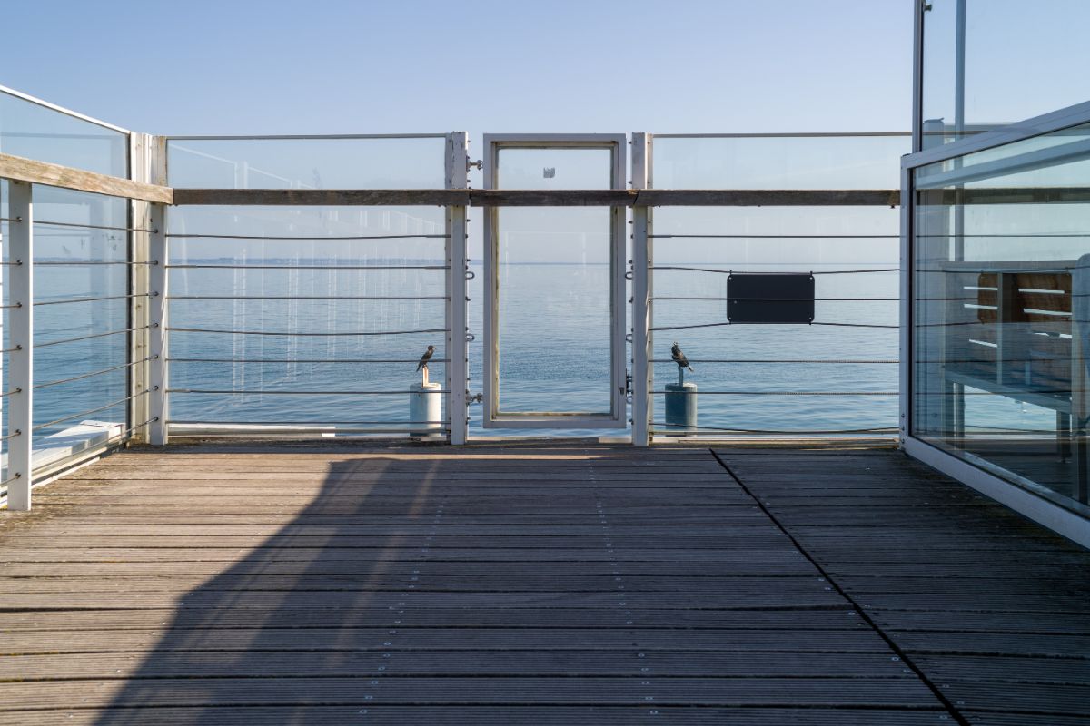 What to Know Before Installing Outdoor Glass Railings in Greater Vancouver